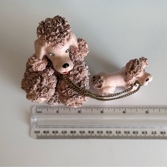 Vintage Pink Poodle Chained Puppy Spaghetti Trim Porcelain Figurines MCM Kitschy - Picture 6 of 15